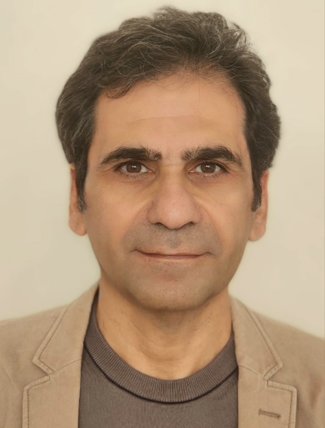 Prof. Dr. Erdal Özbek